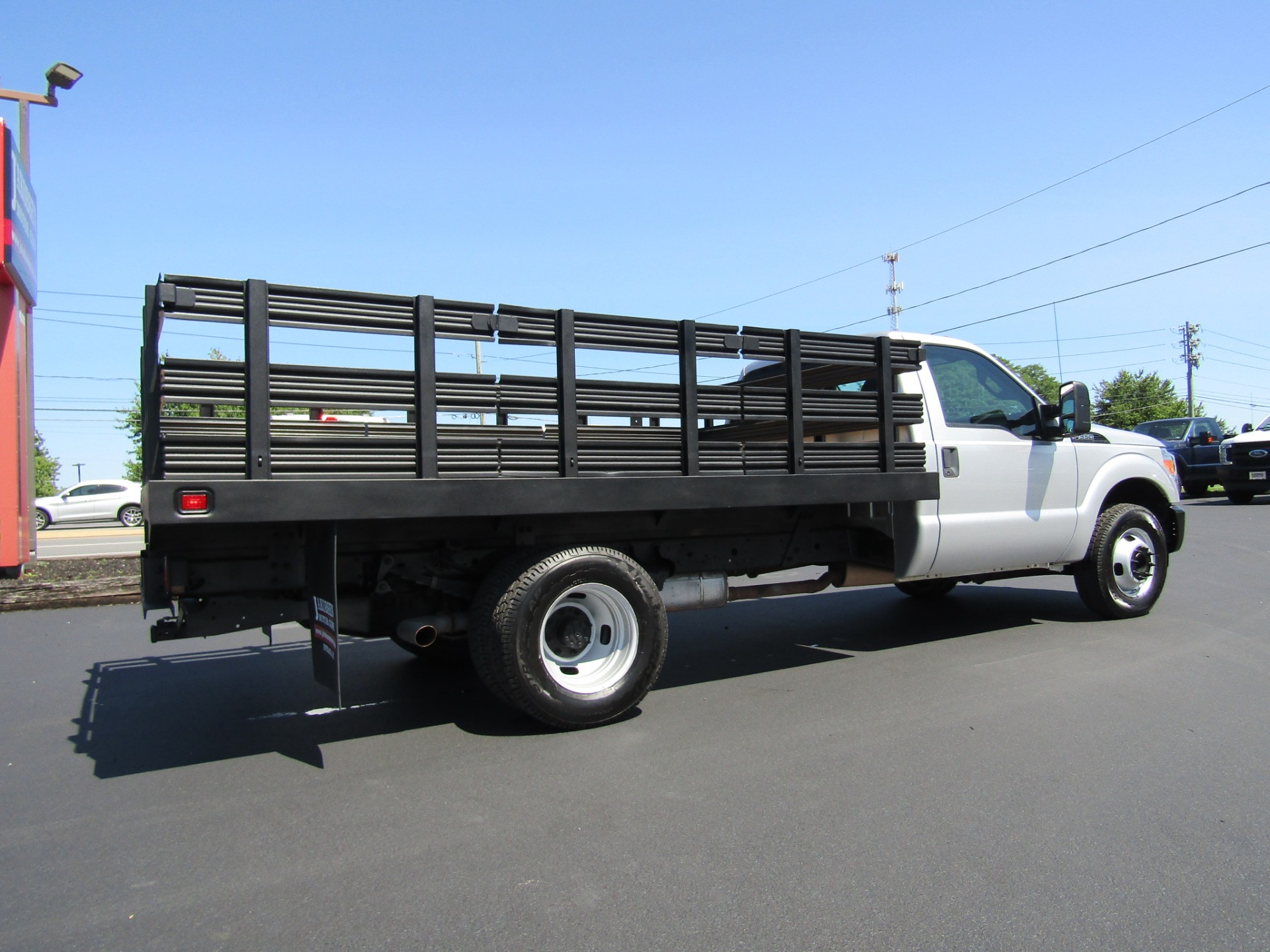 ford f-350 super duty chassis cab 2015 1FDRF3G62FEA14734 image ford f-350 super duty chassis cab 2015 1FDRF3G62FEA14734 image